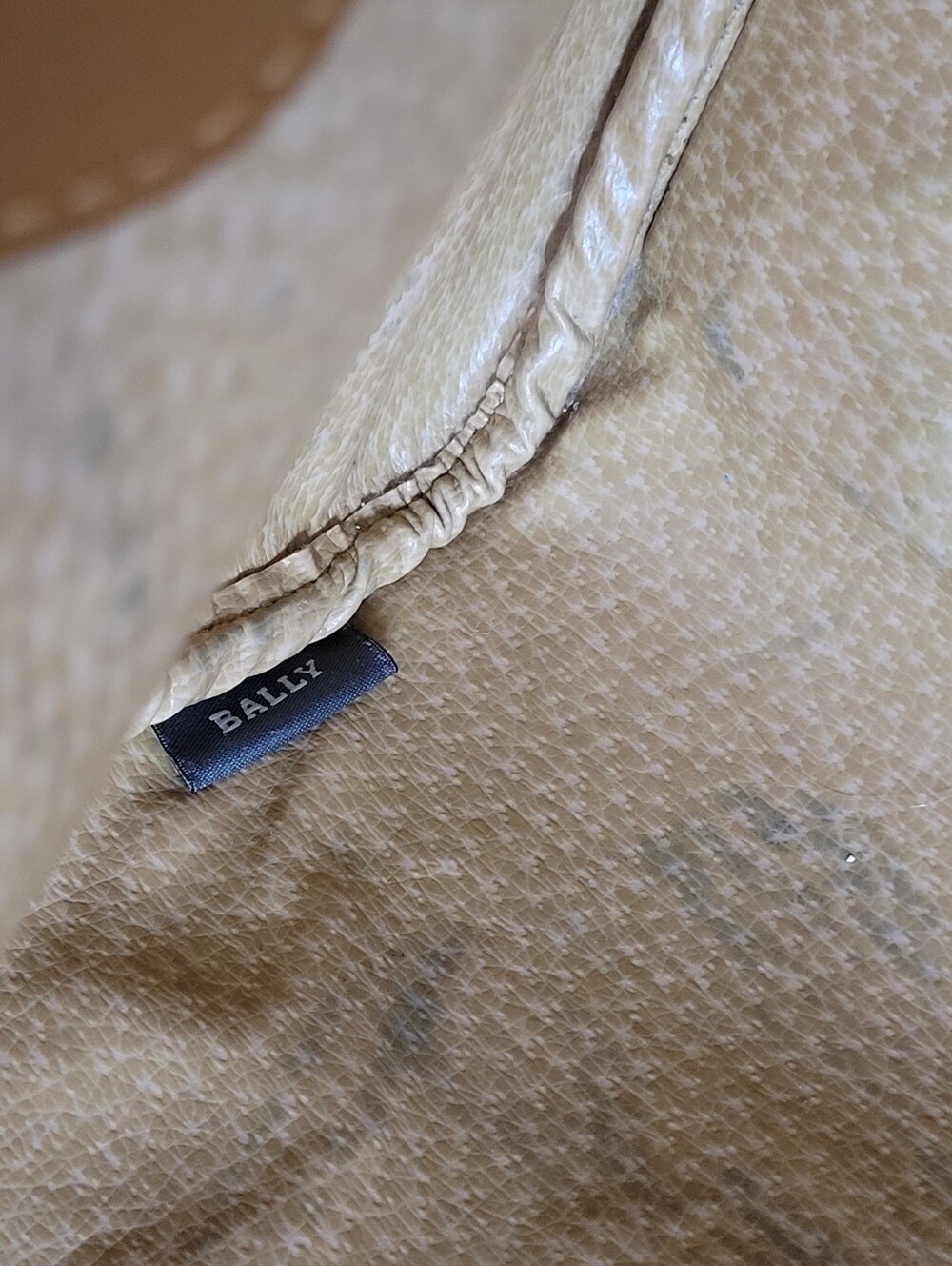 Bally Vintage XL Boston Duffel Bag - Picture 14 of 16